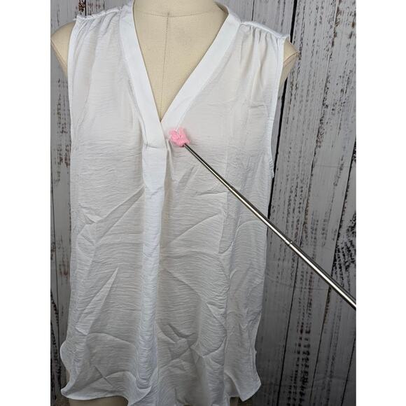 Alfani Women's Satin V-Neck Tank Top Bright White Size XL *FLAW* - Picture 2 of 6